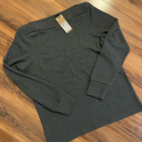 NWT Johnston and Murphy women’s boatneck pullover sweater XS dark gray so soft - Picture 1 of 4